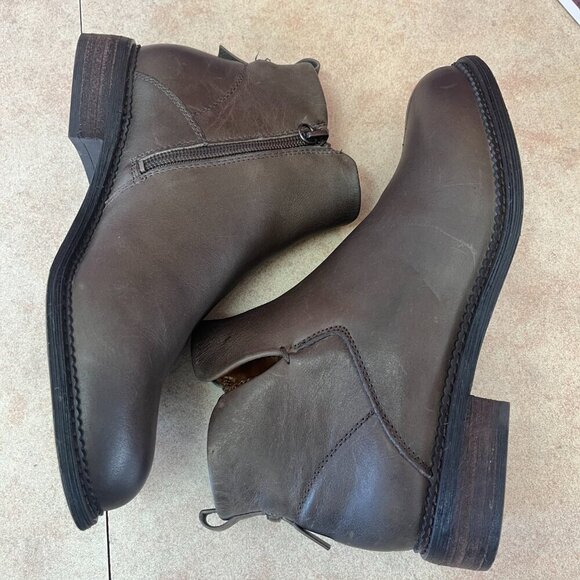Franco Sarto Hyla Leather Grey Ankle Booties - Picture 6 of 14
